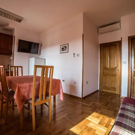 Pansion Valbruna 3* Rovinj