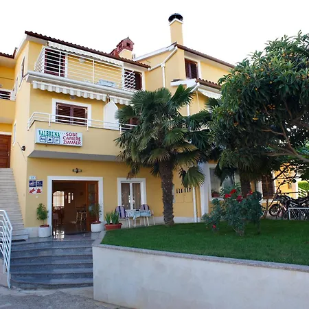 Bed & Breakfast Pansion Valbruna