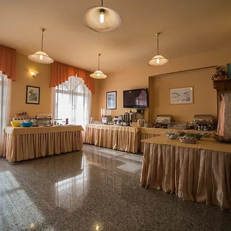Bed & Breakfast Pansion Valbruna 3*