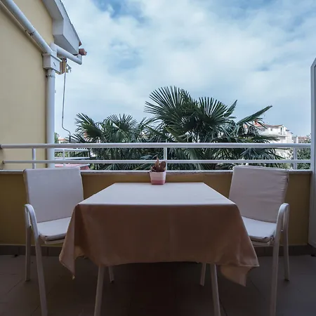 فندق مبيت وإفطار Pansion Valbruna 3*