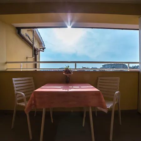 Pansion Valbruna فندق مبيت وإفطار روفينج